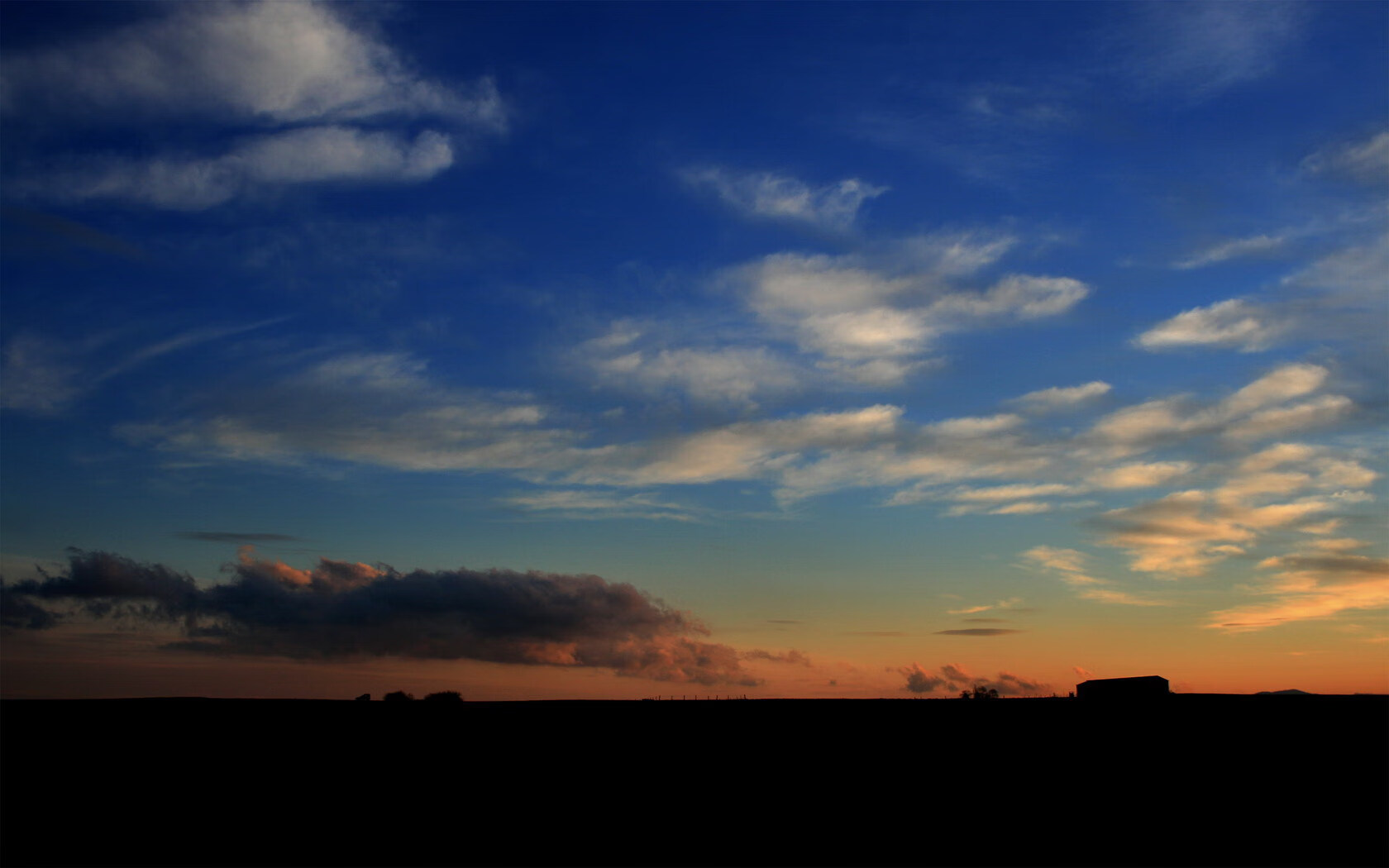 《新版本上线：对战策略发生巨大变化》，新出的对战手游